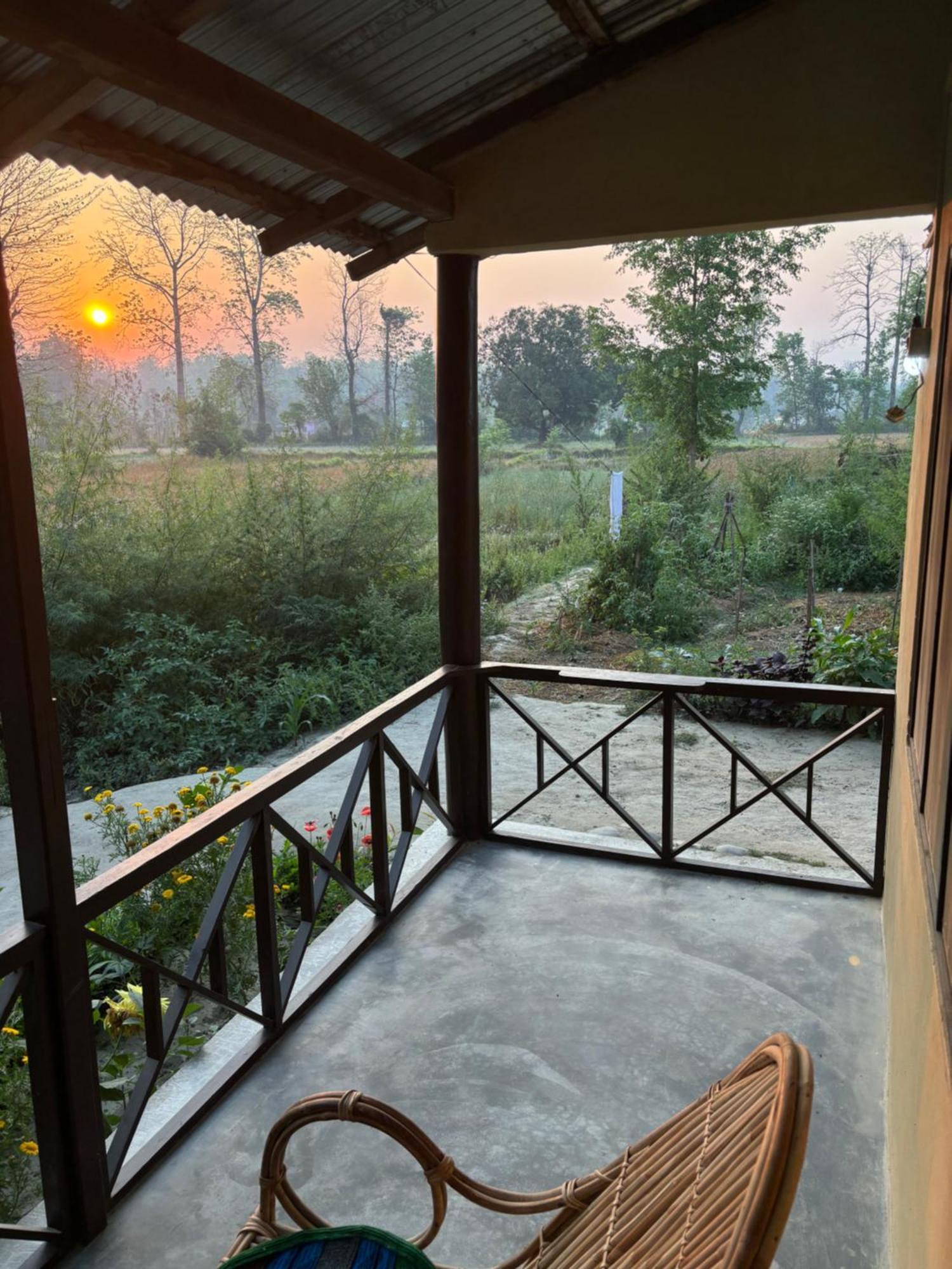 Nanu'S Bardiya Homestay Exterior photo